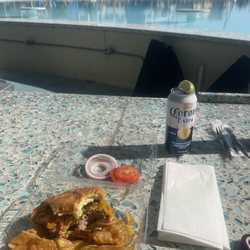 Crystal Lagoon - Burger and corona