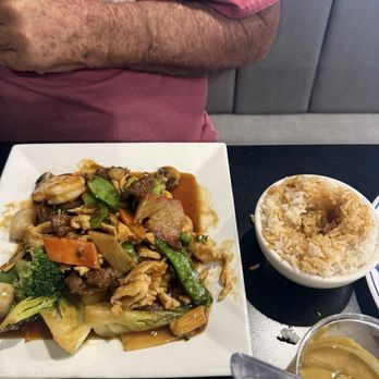 Golden Phoenix - Chinese Near Me - Lake Havasu City, Arizona Golden Phoenix - Chinese Near Me - Lake Havasu City, Arizona