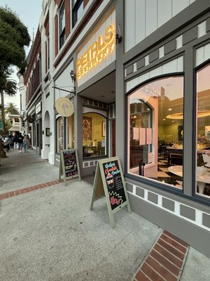 Petals Creamery by null