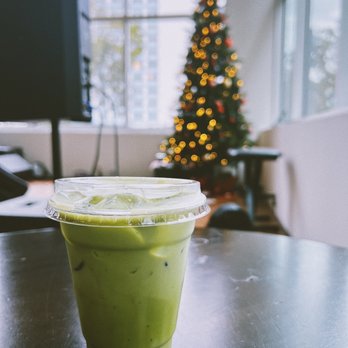 Bynx - The Grinch (matcha latte with vanilla and shortbread) - Coffee & Tea Near Me - Orlando, Florida Bynx - The Grinch (matcha latte with vanilla and shortbread) - Coffee & Tea Near Me - Orlando, Florida