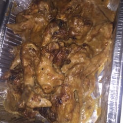 Granny Dee's Kitchen - Smothered wings , two sides and a cornbread