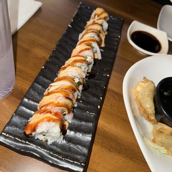 RaKuu - Shaggy Dog Roll - Sushi Bars Near Me - Katy, Texas