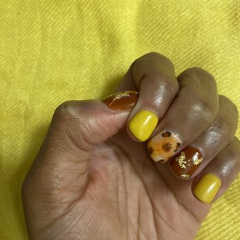 Luna Luxe Nail Loft - Gel manicure, elaborate art - Sophia - Nail Salons Near Me - Tampa, Florida