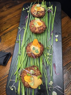 Pub Thirty Two by null