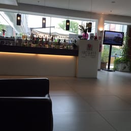 Bar in the lobby