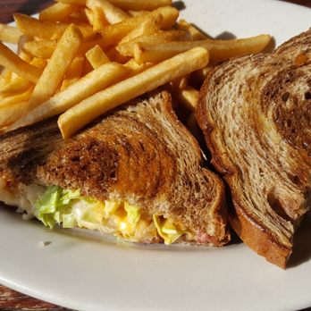 Caffe Latte Da! - Reuben Sandwich w Fries - Coffee & Tea Near Me - Harahan, Louisiana Caffe Latte Da! - Reuben Sandwich w Fries - Coffee & Tea Near Me - Harahan, Louisiana