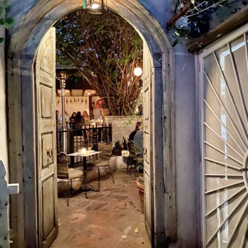 Bacari W 3rd - Breakfast & Brunch Near Me - Los Angeles, California