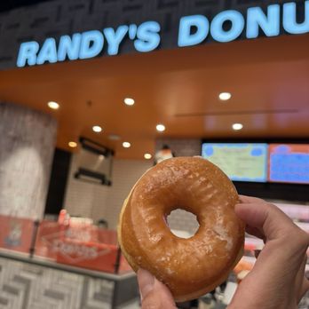 Randy’s Donuts - Raised glazed - Donuts Near Me - Las Vegas, Nevada Randy’s Donuts - Raised glazed - Donuts Near Me - Las Vegas, Nevada