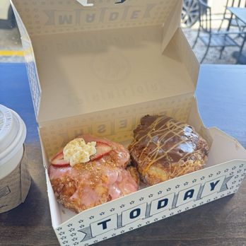 Parlor Doughnuts - Strawberry shortcake and peanut butter doughnut - Donuts Near Me - Clearwater Beach, Florida Parlor Doughnuts - Strawberry shortcake and peanut butter doughnut - Donuts Near Me - Clearwater Beach, Florida