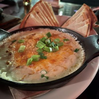 Baroness On Baronne - Crab Dip Au Gratin - Cocktail Bars Near Me - New Orleans, Louisiana Baroness On Baronne - Crab Dip Au Gratin - Cocktail Bars Near Me - New Orleans, Louisiana