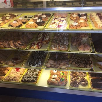 Donut King - Donuts Near Me - Minneola, Florida