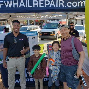 DFW Metro Dent - Smiling customers - Body Shops Near Me - Venus, Texas
