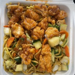 Kyoto Hibachi Express - Sweet Chili Chicken with Lo Mein!