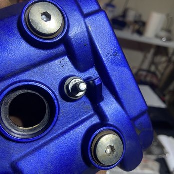 DWS Powersports - One screw got damage - Motorcycle Repair Near Me - San Diego, California DWS Powersports - One screw got damage - Motorcycle Repair Near Me - San Diego, California