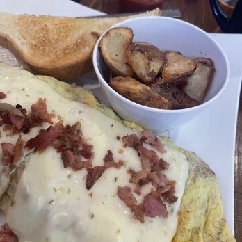 Park Cafe - Quarto carnes omlette - American Near Me - Litchfield Park, Arizona