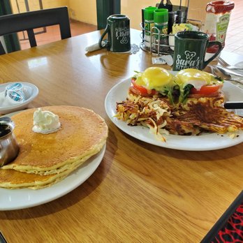 Sara's Kitchen - Eggs Benedict Florentine with hash browns, Buttermilk pancakes - Breakfast & Brunch Near Me - Palm Beach Gardens, Florida Sara's Kitchen - Eggs Benedict Florentine with hash browns, Buttermilk pancakes - Breakfast & Brunch Near Me - Palm Beach Gardens, Florida