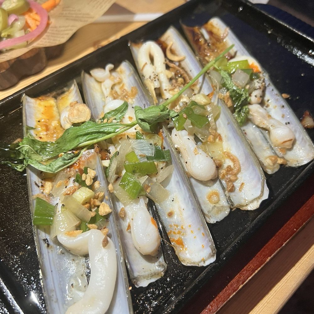 Electric Piggy BBQ - Razor Clam - Barbeque Near Me - Markham, Ontario