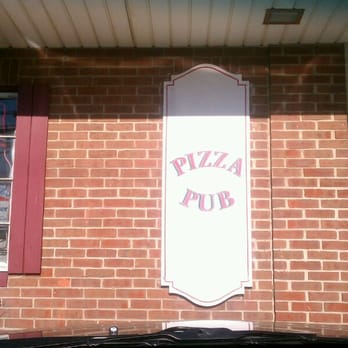 Pizza Pub Essex - Pizza Near Me - Centerbrook, Connecticut Pizza Pub Essex - Pizza Near Me - Centerbrook, Connecticut