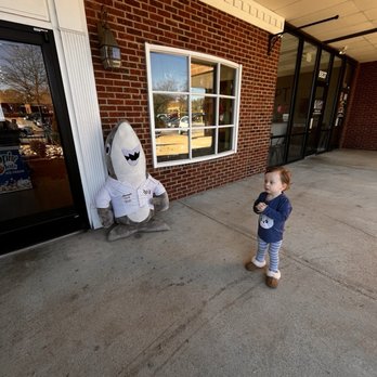 Sharkey’s Cuts for Kids - Kids Hair Salons Near Me - Raleigh, North Carolina Sharkey’s Cuts for Kids - Kids Hair Salons Near Me - Raleigh, North Carolina