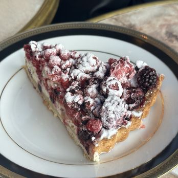 Café Intermezzo - Avalon - Coffee & Tea Near Me - Alpharetta, Georgia