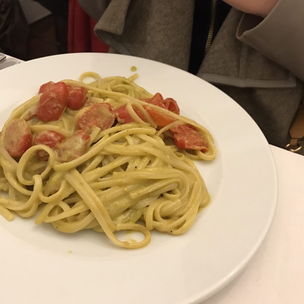 Pasta with pesto sauce