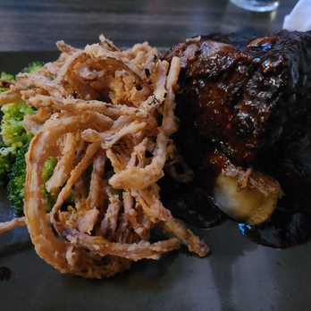 Bosscat Kitchen & Libations - Short rib. Amazing!!! - Bars Near Me - Orange, California Bosscat Kitchen & Libations - Short rib. Amazing!!! - Bars Near Me - Orange, California