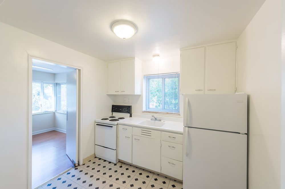 MANOR APARTMENTS Request Information 13 Photos 11741