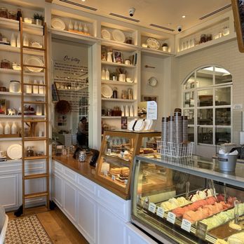 Bacio di Latte - Gelato Near Me - Newport Beach, California