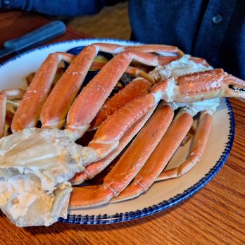 Red Lobster - Snow crab legs (Tuesday special) - Seafood Near Me - Vancouver, Washington