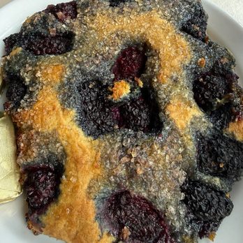 Lazy Susan Cafe - Waffles Near Me - Cannon Beach, Oregon