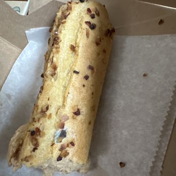 Battle Grounds - I always wonder about the turnover of their baked goods. Today I noticed my eclair had mold on it - after I took a bite - Coffee & Tea Near Me - Englishtown, New Jersey
