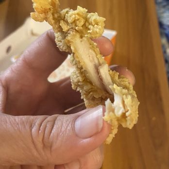 Popeyes Louisiana Kitchen - He paid $14 and some change for his meal and this is the garbage he got! - Fast Food Near Me - Georgetown, Kentucky Popeyes Louisiana Kitchen - He paid $14 and some change for his meal and this is the garbage he got! - Fast Food Near Me - Georgetown, Kentucky