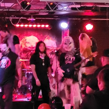 Blooze - Awesome band night great costumes - Bars Near Me - Phoenix, Arizona
