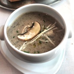 Chops Grille @ Serenade Of The Seas - 1ST Course of "The KEY"-luncheon - Wild Mushroom Soup