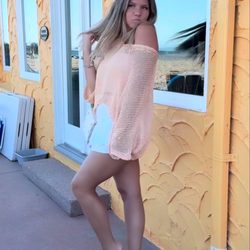 Katalina’s Boutique - another Italy outfit in front of the Venentians