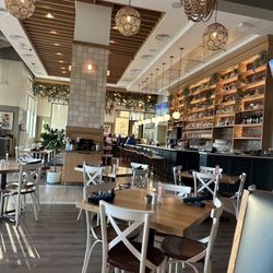 Tupelo Honey - Beautiful dining and bar area