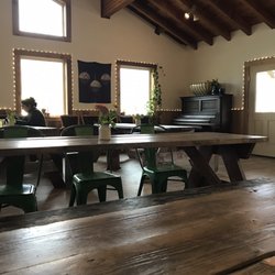 The Old Field Kitchen - Indoor seating area