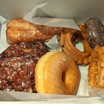 Rolling Pin Donuts - @endoedibles on Instagram 12/26/22 - Donuts Near Me - San Bruno, California Rolling Pin Donuts - @endoedibles on Instagram 12/26/22 - Donuts Near Me - San Bruno, California