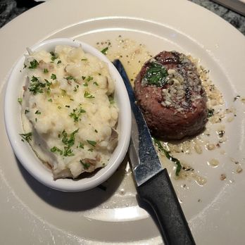 John & Nick's Steak & Prime Rib - Steakhouses Near Me - Clive, Iowa