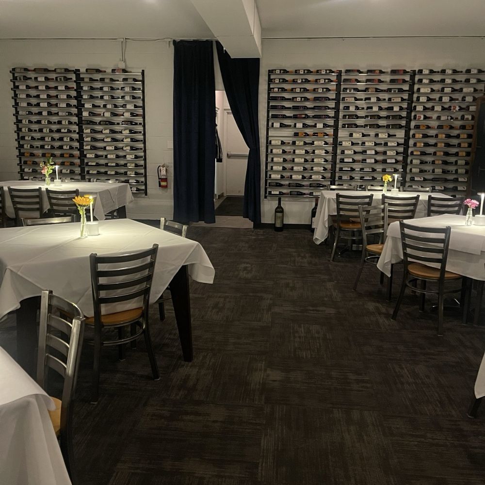 Bari Ristorante - Italian Near Me - Memphis, Tennessee