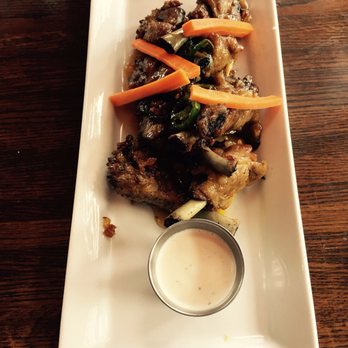 The Maple Leaf - Duck wings, amazing!! - Canadian (New) Near Me - Banff, Alberta