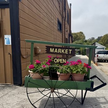 Arcangeli Grocery - Entrance - Bakeries Near Me - Pescadero, California Arcangeli Grocery - Entrance - Bakeries Near Me - Pescadero, California
