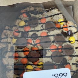 Peanut butter cup cookie pizza Peanut butter cup cookie pizza