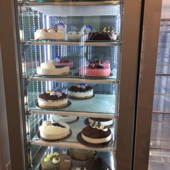 Poppella Centro - Patisserie/Cake Shop Near Me - Naples, NA
