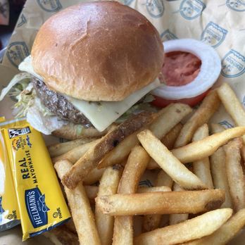 Boathouse Kitchen & Swan Dive - Hamburger and french fries - Burgers Near Me - Cicero, Indiana Boathouse Kitchen & Swan Dive - Hamburger and french fries - Burgers Near Me - Cicero, Indiana