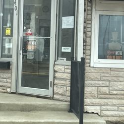 Sorry we're Closed at 10am on a Wednesday