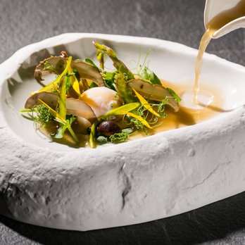 Bunker - Fusion - Spanish Near Me - Rome, RM