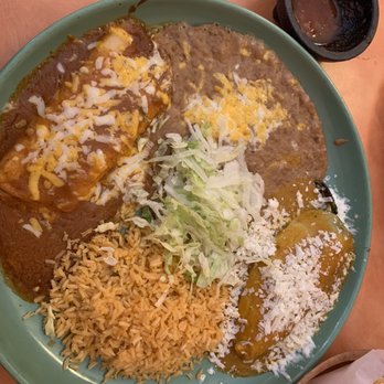 Los Cabos Mexican Restaurant - Cheese enchilada and Chile relleno - Mexican Near Me - Pinedale, Wyoming Los Cabos Mexican Restaurant - Cheese enchilada and Chile relleno - Mexican Near Me - Pinedale, Wyoming