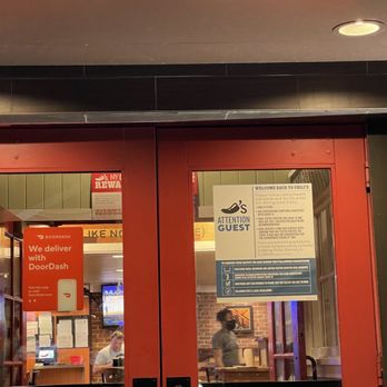 Chili's - Signs on door - Bars Near Me - Homewood, Alabama