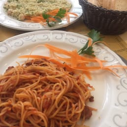 Meat sauce spaghetti. Shrimp and asparagus risottos. Tastes hard :(